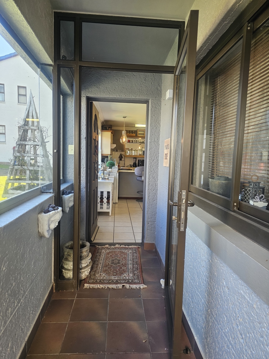 2 Bedroom Property for Sale in Mossel Bay Golf Estate Western Cape